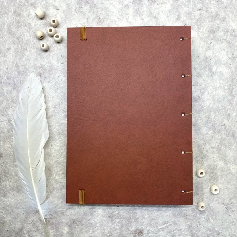 Tečkovaný zápisník s kytičkami