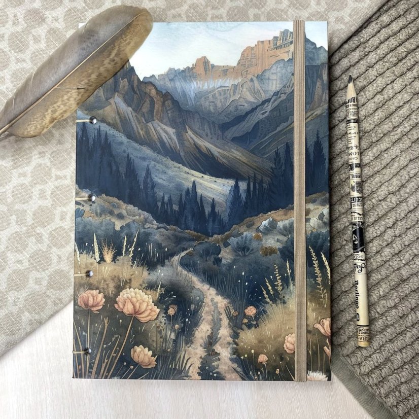 Tečkovaný zápisník A5: cesta do hor
