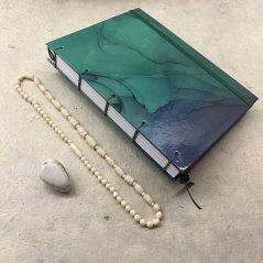 Tečkovaný zápisník Blue drops No.6