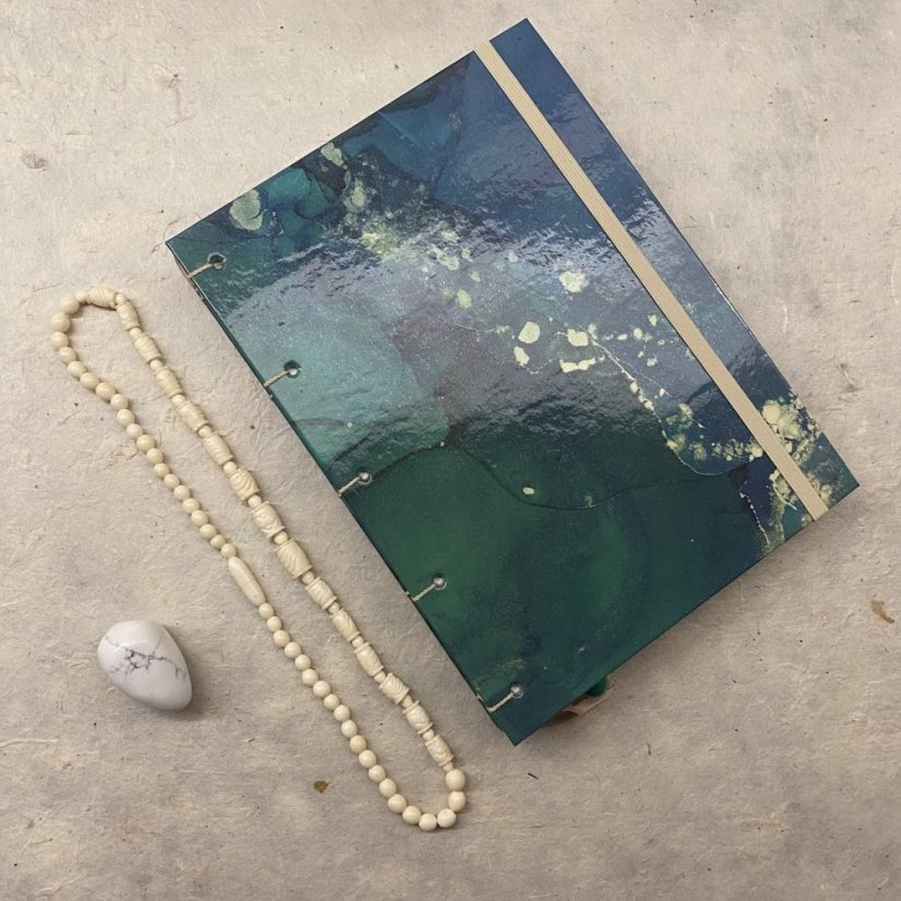 Tečkovaný zápisník Blue drops No.10