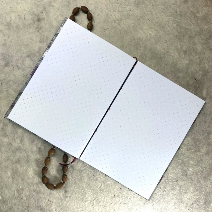 Tečkovaný zápisník Ředkvičky a ředkve