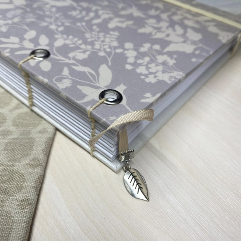 Tečkovaný zápisník Belle fleur No.2