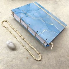 Tečkovaný zápisník Blue drops No.8