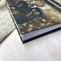 Tečkovaný zápisník A5: kolouch v trávě