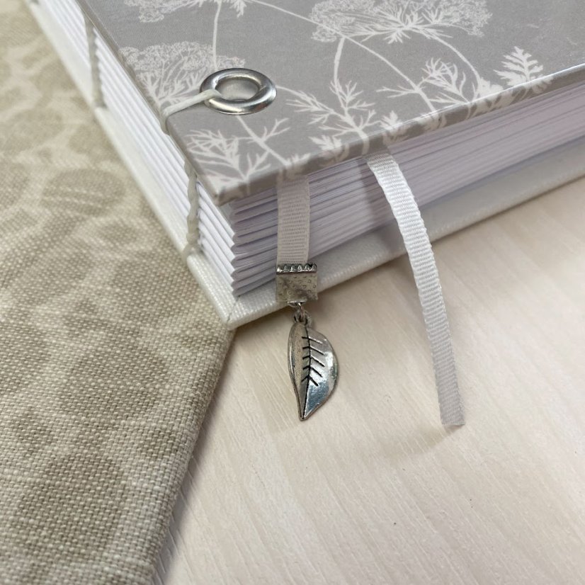 Tečkovaný zápisník Belle fleur No.6