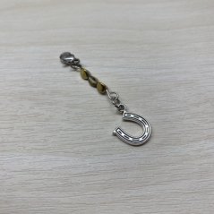 Přívěsek s podkovou