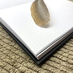 Tečkovaný zápisník A5: cesta do hor