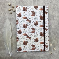 Tečkovaný zápisník s veverkami