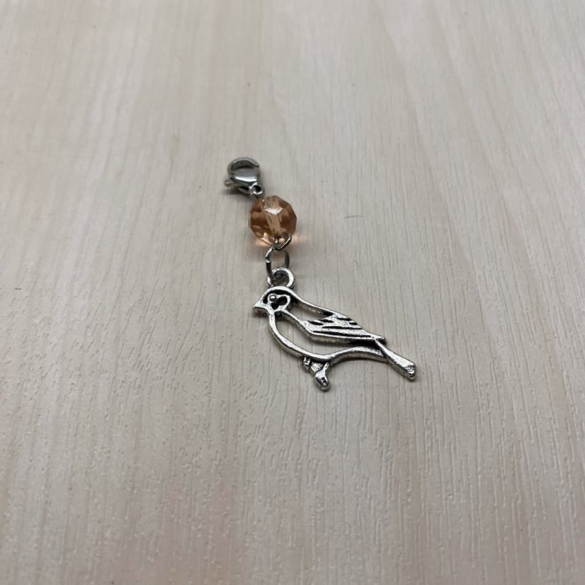 Přívěsek s ptáčkem