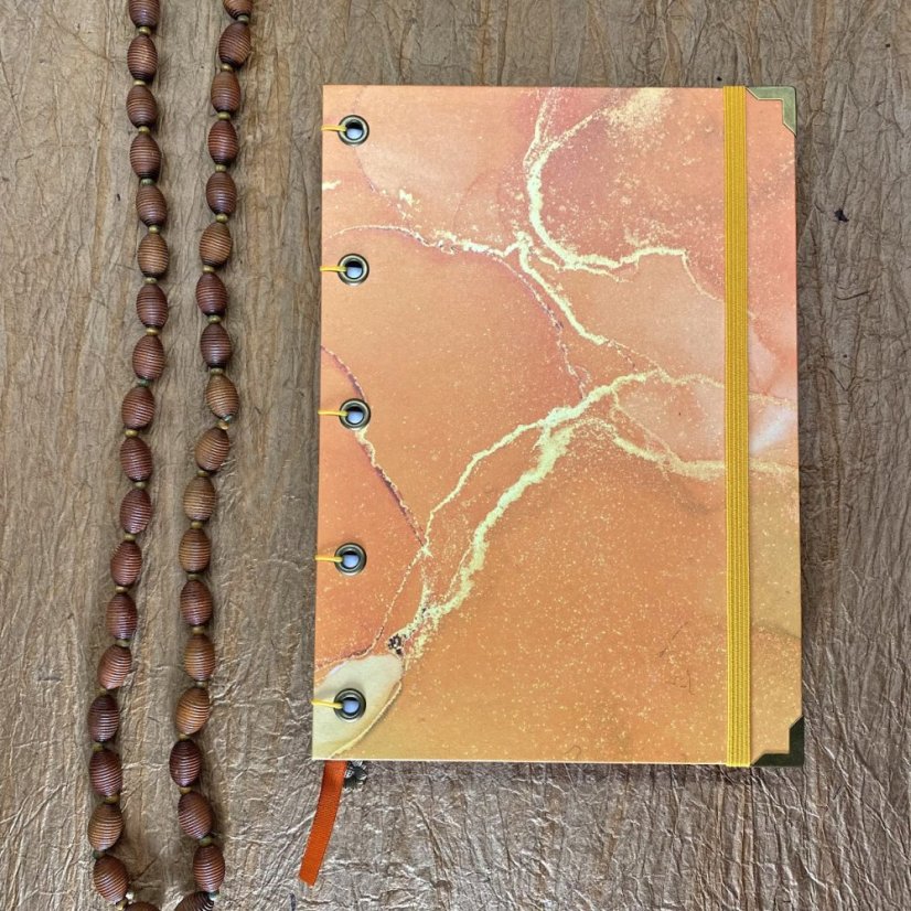 Tečkovaný zápisník Ink drops A5 No.15