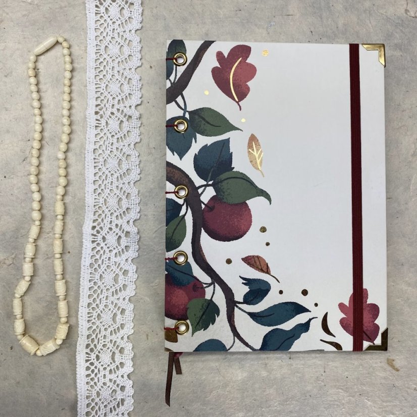 Tečkovaný zápisník smetanový s jablkem