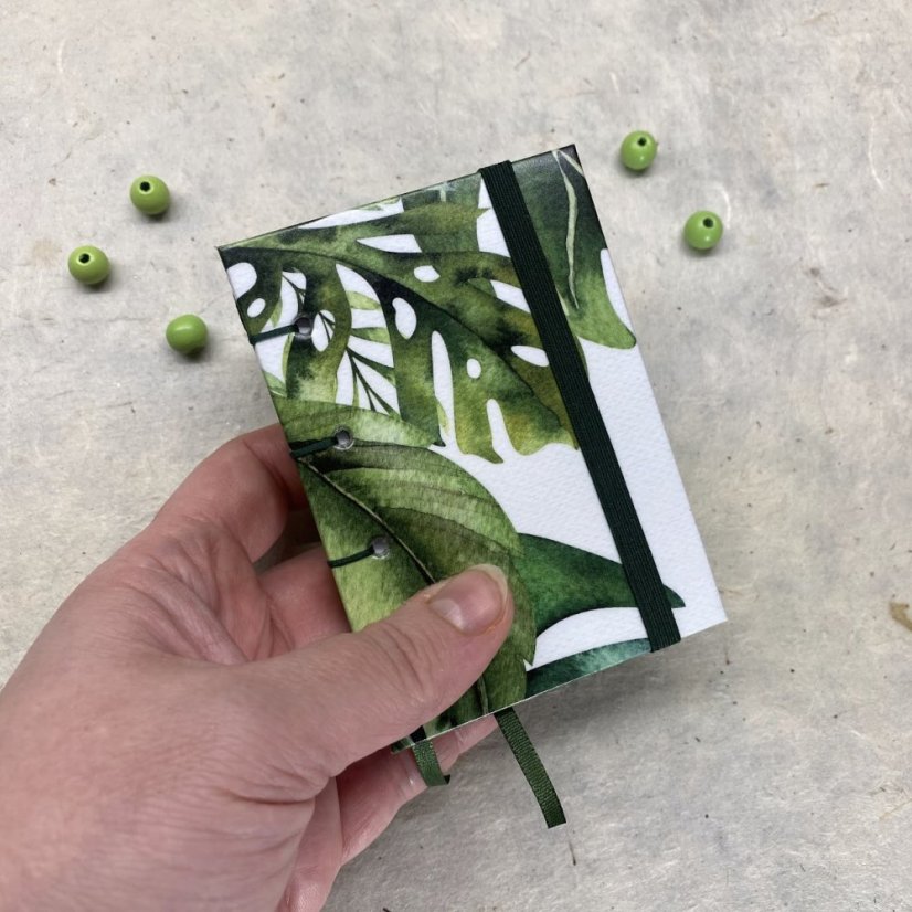 Tečkovaný zápisník A7 Monstera v džungli
