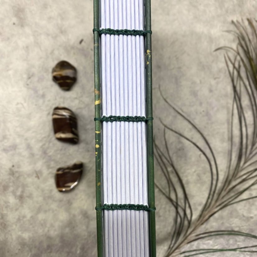 Tečkovaný zápisník A5 Green drops No.4