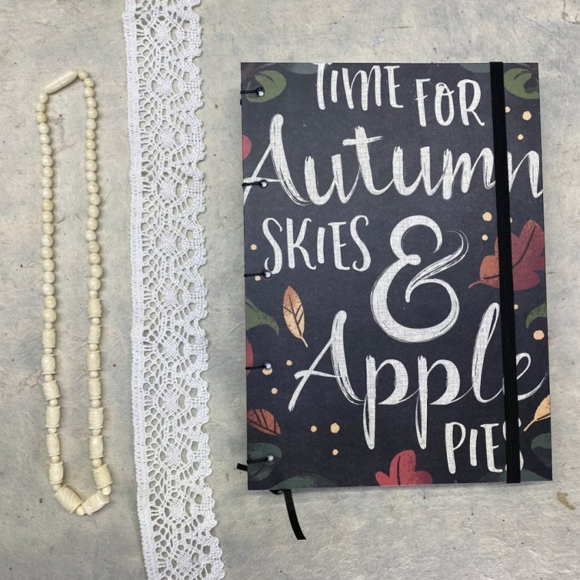 Tečkovaný zápisník Time for Autumn skies & apple pies