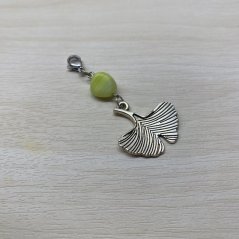 Přívěsek s listem ginkgo biloby